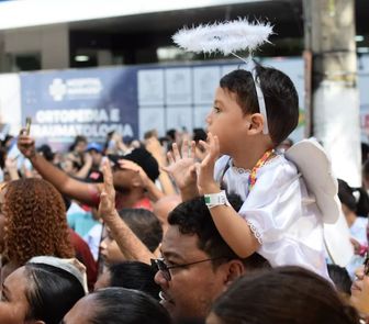 Imagem - Círio 2026: famílias poderão retirar pulseiras gratuitas para identificar crianças em Belém