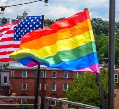 Imagem - Governo Trump revoga norma que protegia estudantes LGBT+ contra discriminação sexual nos EUA