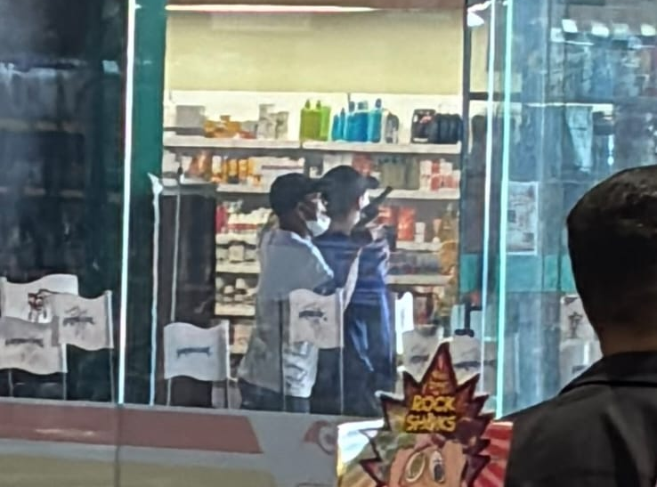 Criminosos mantem clientes e funcionários reféns em supermercado na Pedro Alvares Cabral