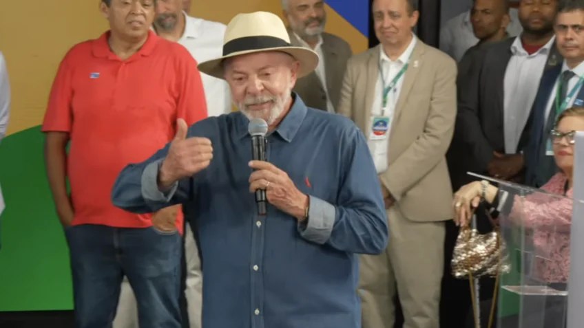 Lula destaca cirurgia robótica durante agenda em Belém -