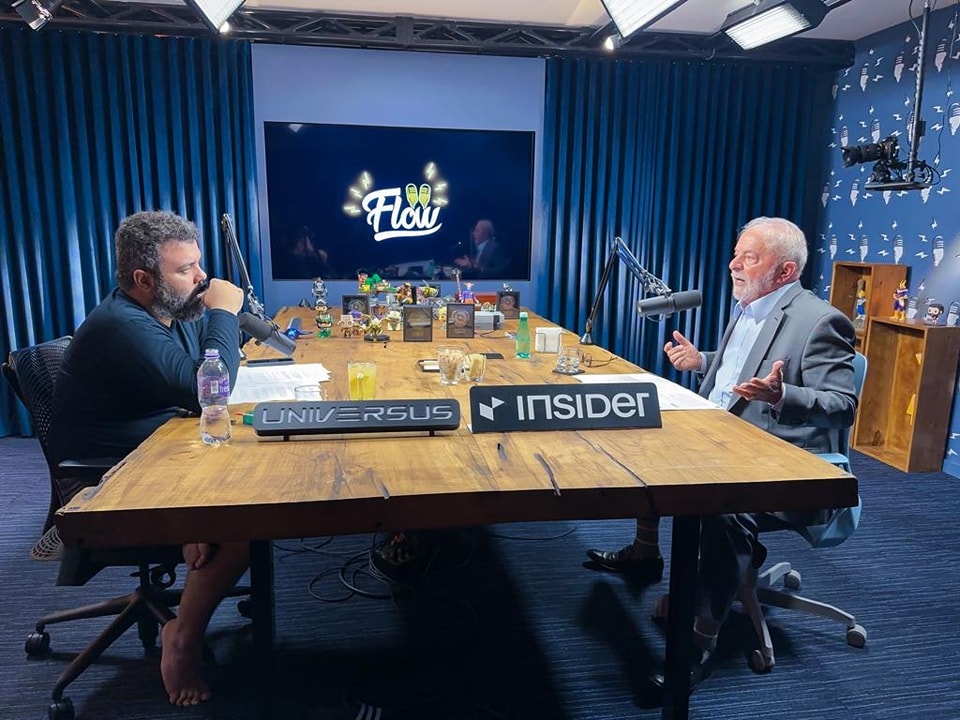 Lula durante sua participação do Flow Podcast em 2022.