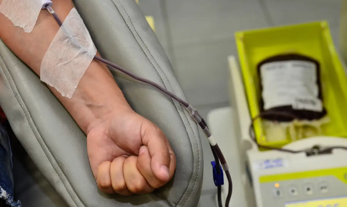 Portaria GM/MS nº 11.685/2026, do Ministério da Saúde, que atualizou o regulamento técnico da hemoterapia no Brasil e autorizou a doação de sangue por pessoas com 70 anos ou mais.