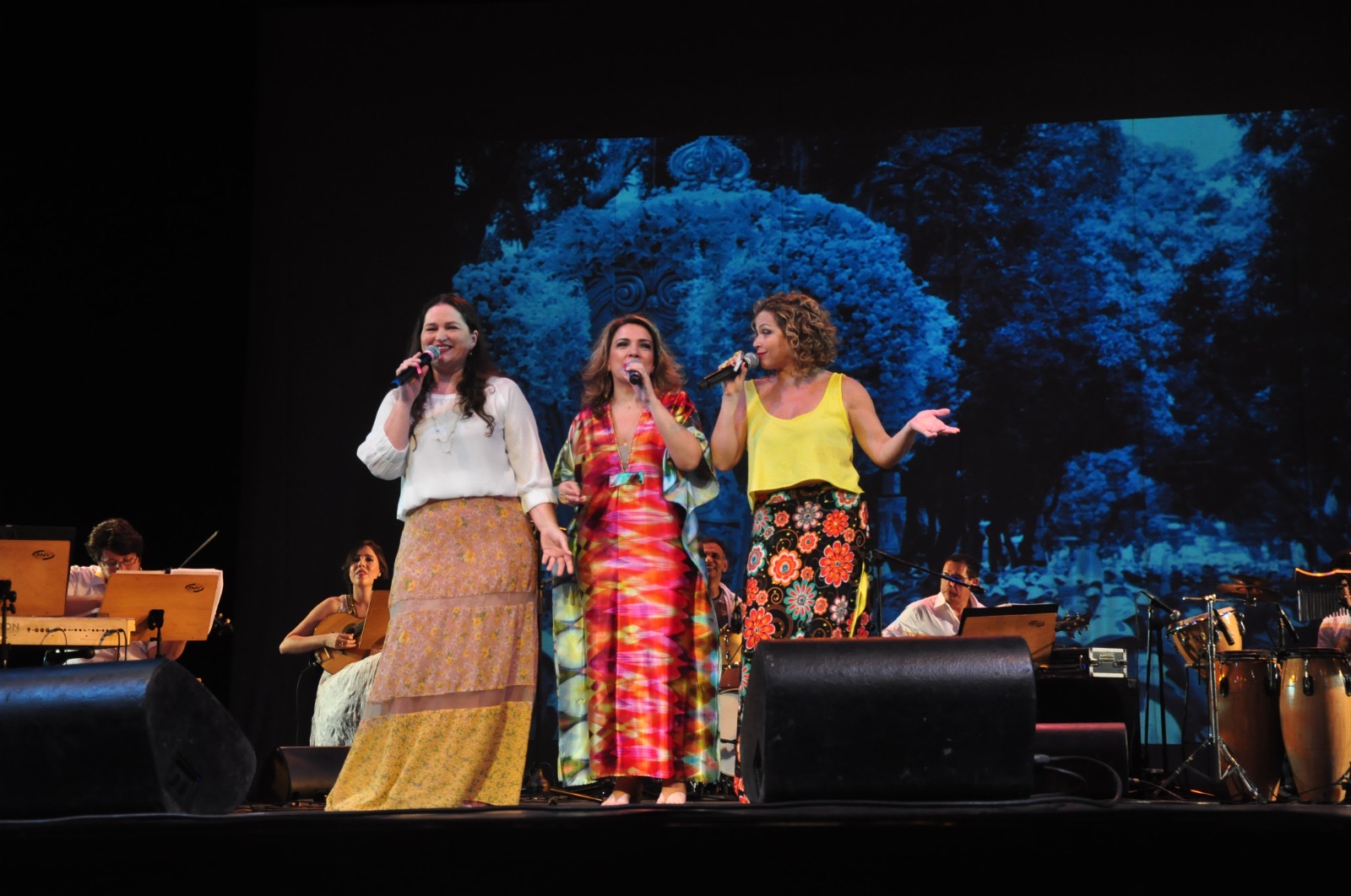 Lucinnha Bastos, Andréa Pinheiro e Marianne Lima, três grandes vozes da nossa música 