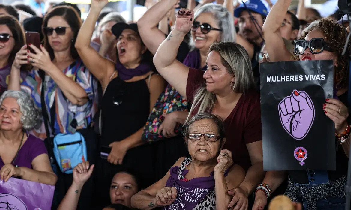 Violência política de gênero: especialista explica o que é, como identificar e denunciar durante as eleições - 