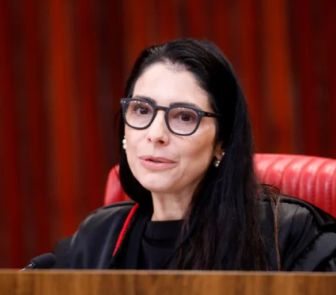 Imagem - Ministra do TSE que barrou púlpito vazio já declarou apoio a Lula em vídeo que voltou a circular