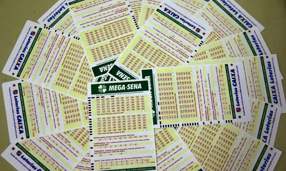 Caixa Loterias antecipou o sorteio da Mega-Sena e de outras seis modalidades de loteria.