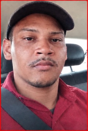 Ronaldo Guilherme Dias Cardoso, de 26 anos, está desaparecido há cerca de um mês.