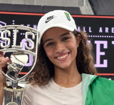 Imagem - Rayssa Leal sofre lesão e fica fora de etapa da Liga Mundial em Paris