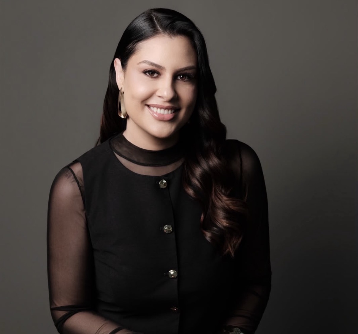 A Dra. Amanda Duarte atua na área de saúde capilar