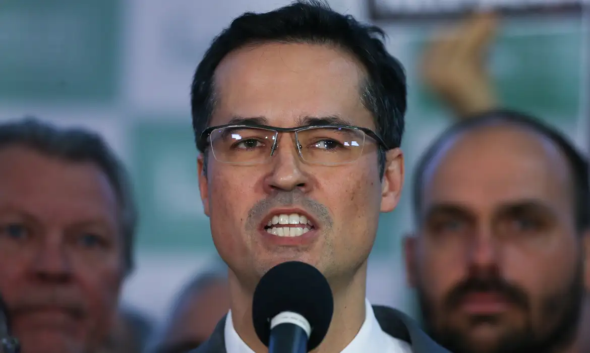 Deltan Dallagnol (Novo).