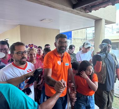 Imagem - Daniel Santos vota em Ananindeua e diz estar confiante no resultado das eleições
