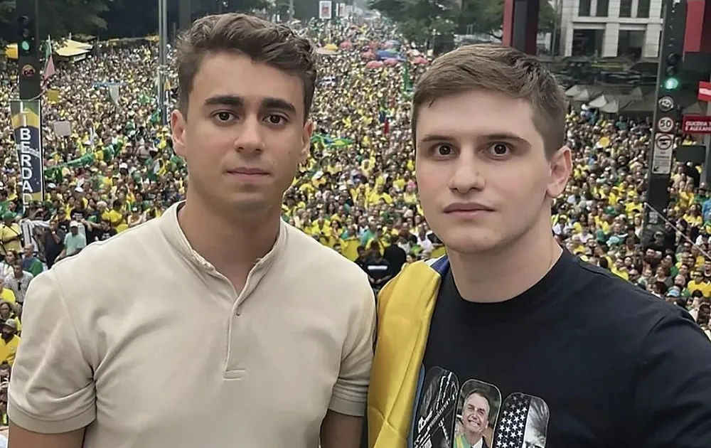 Nikolas Ferreira e Lucas Pavanato