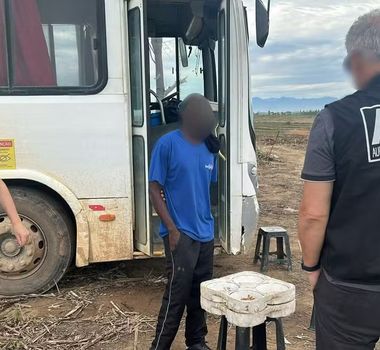 Imagem - Operação resgata 67 trabalhadores de situação análoga a escravidão no interior do Rio de Janeiro