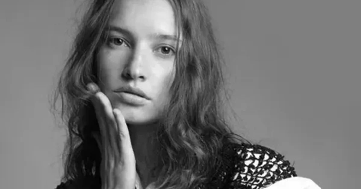 Modelo brasileira Giane Alves morre aos 32 anos após infarto no interior da Bahia