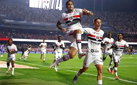 Clube tem até 2 de dezembro para quitar US$ 300 mil e evitar punição prevista pela Fifa