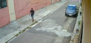 De acordo com moradores, o ladrão era conhecido pela região e era envolvido com uso de drogas -