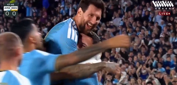 (Lionel Andrés Messi vestiu pela última vez a camisa da seleção argentina nesta terça-feira (6), em uma noite que ficará marcada na história do futebol.)