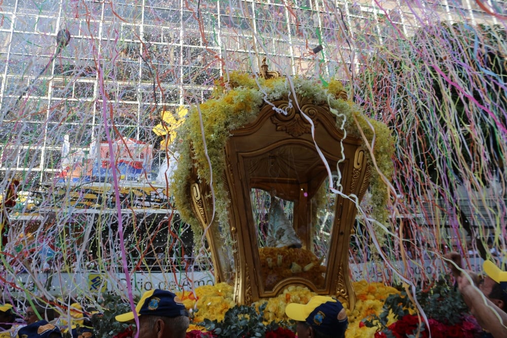 Missa, iluminação da Basílica, show Bendito Encontro e premiação do Concurso de Redação marcam o início da 234ª edição da maior manifestação religiosa do estado.