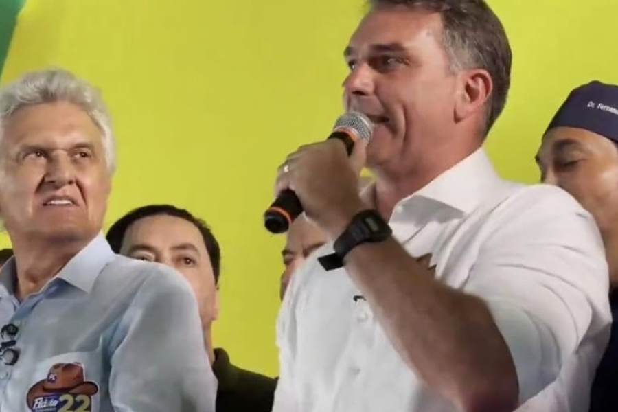 (O candidato à Presidência da República Flávio Bolsonaro (PL).