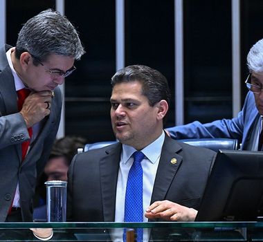 Imagem - Oposição articula adiar a votação do fim da escala 6x1 no Senado: ‘Não faz bem ao país’