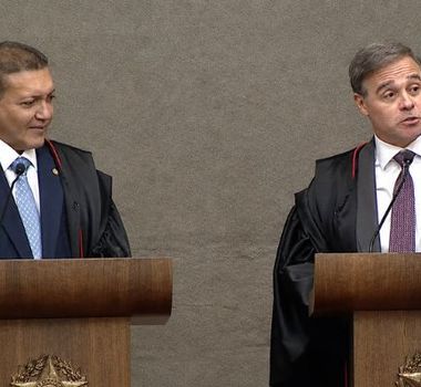 Imagem - TSE manda Lula, Janja e aliados apagarem postagens com acusações contra Flávio Bolsonaro