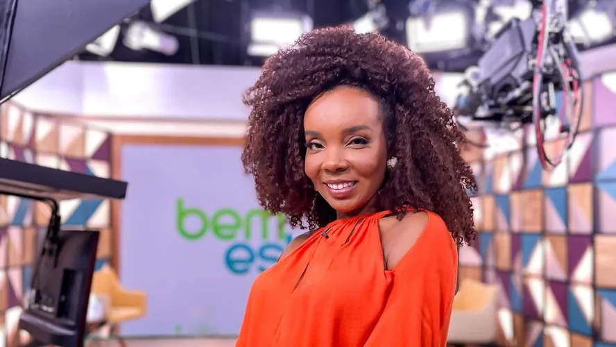 Apresentadora vence mais um processo contra declarações racistas em redes sociais -