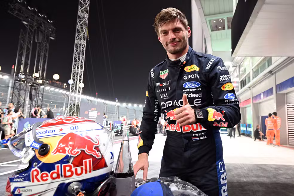  Piloto da Red Bull garantiu a primeira posição com volta de 1min31s156; George Russell e Charles Leclerc completam as três primeiras colocações