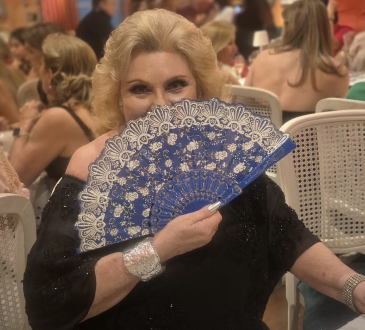 A Profª Clara Pinto Nardi, a aniver Dessa última quinta-feira 