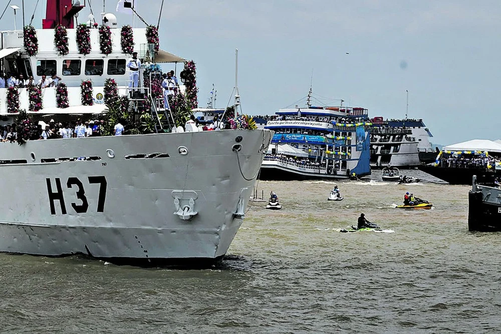 Círio Fluvial: Marinha faz alerta e define regras para quase 400 embarcações -