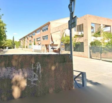 Imagem - Aluno de 14 anos atira contra diretor e professora com espingarda em escola na França