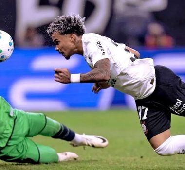 Imagem - Remo pode decretar queda do Corinthians com Seedorf no comando