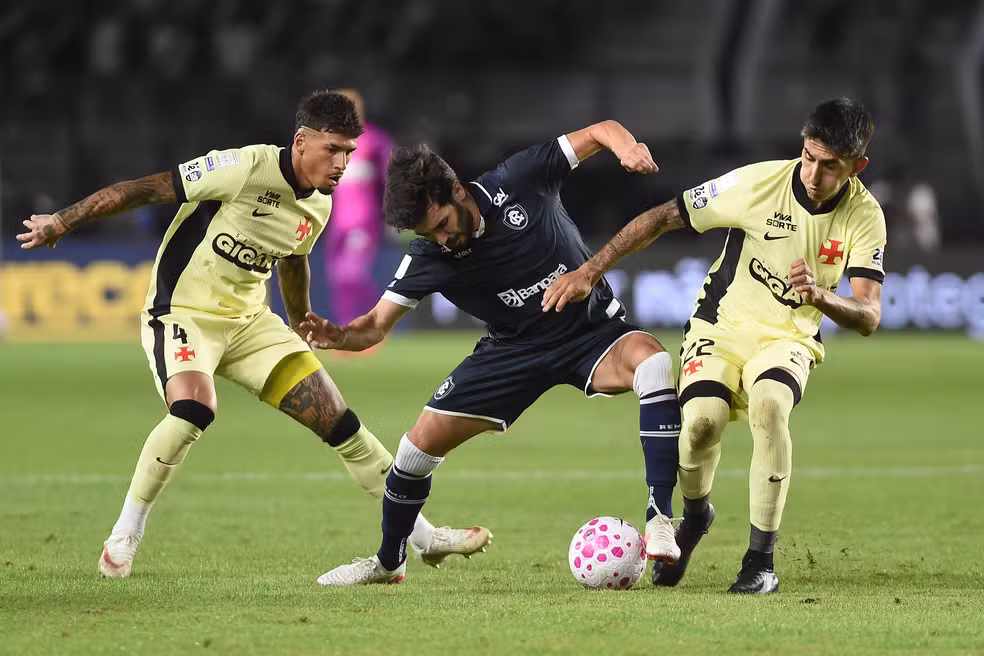 Com 25 pontos e na penúltima posição da tabela, Leão Azul tem a segunda maior probabilidade de queda para a Série B, segundo cálculos da UFMG.