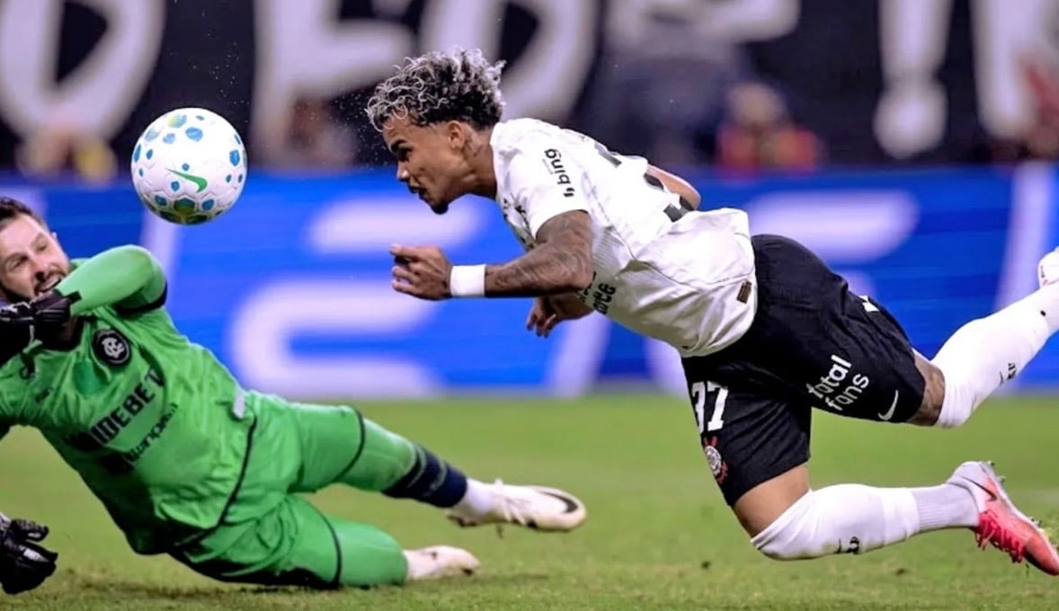 Corinthians 3 x 0 Remo no primeiro turno do brasileiro -