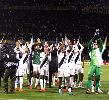 Imagem - Vasco vence o Boca Juniors na Bombonera e fica perto da final da Sul-Americana