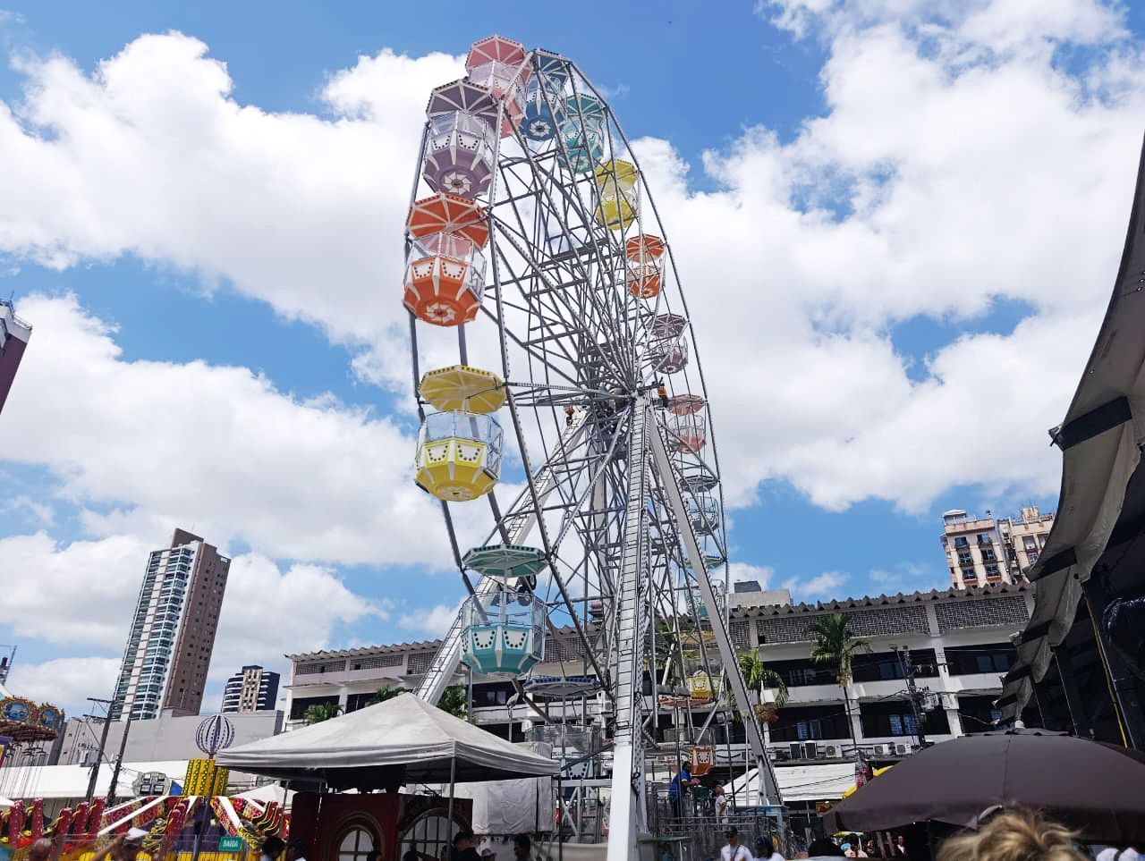 Parque de Diversões instalado no Arraial de Nazaré