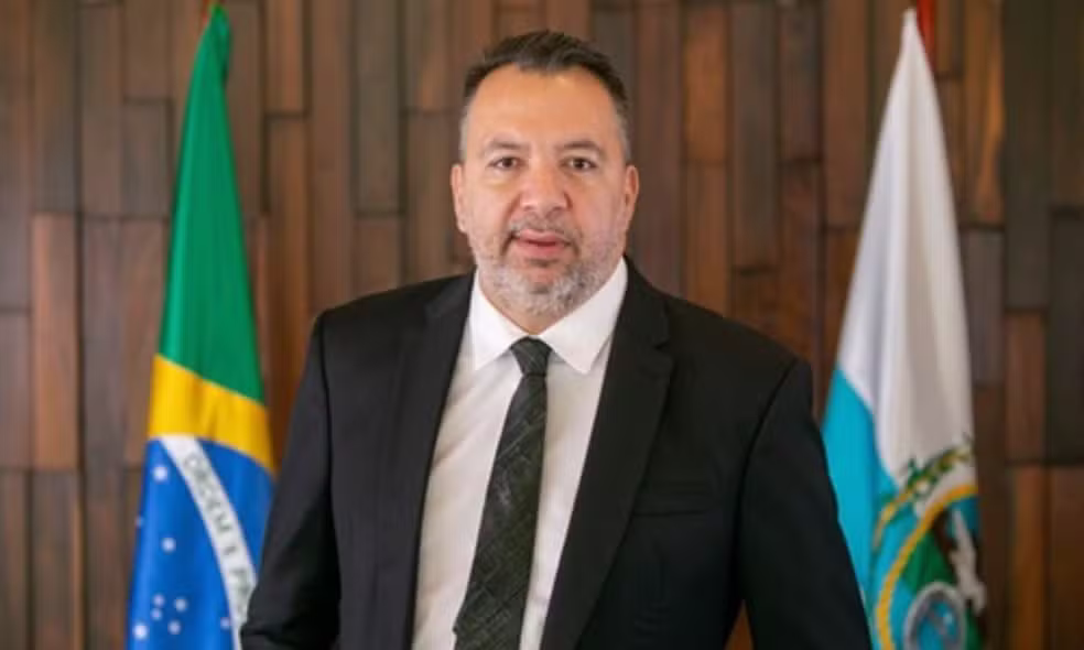 Deputado Márcio Canella e ex-chefe da Polícia Civil são presos em esquema bilionário