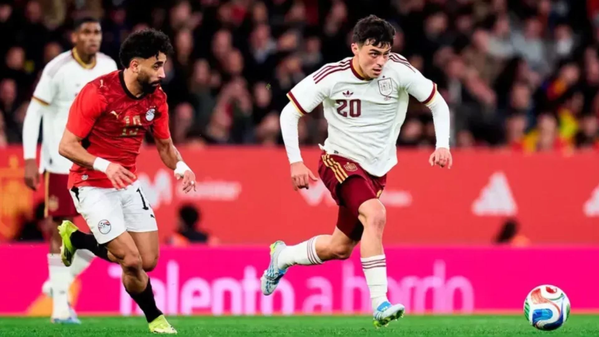 Espanha x Egito no amistoso no Estádio RCDE, em Barcelona, durante partida preparatória para a Copa do Mundo de 2026.