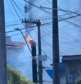 Imagem - Vídeo: Incêndio em chaminé de churrascaria assusta clientes em Belém