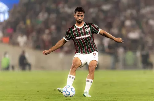 Martinelli sofre torção no joelho esquerdo e vira preocupação para o Fluminense -