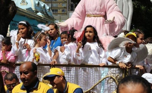 Romaria das Crianças reúne fiéis neste domingo em Belém; veja o percurso