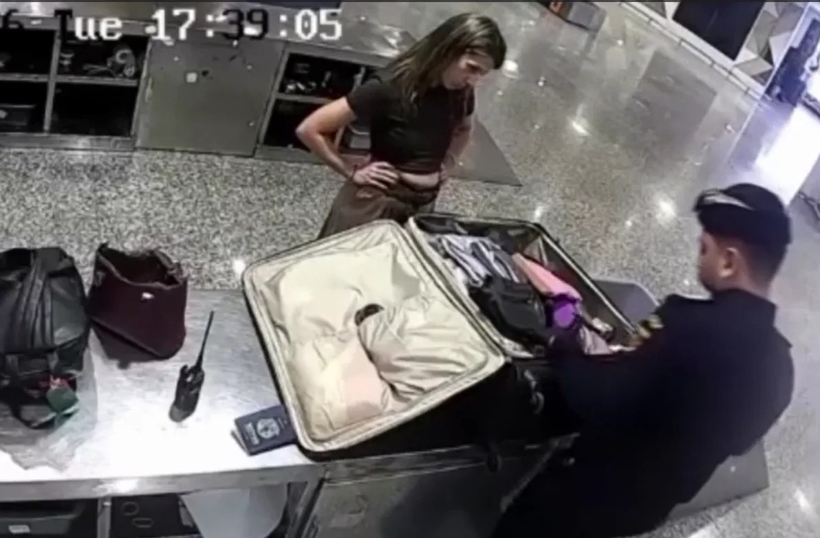 Brasileira de 36 anos foi presa em aeroporto de Bali, na Indonésia - 
