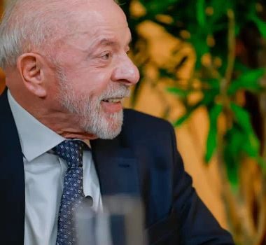 Imagem - Lula diz que vai entregar amanhã ao TSE pedido de abertura de sigilo