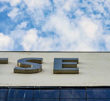 Imagem - TSE dá 24 horas para Meta dar informações sobre igualdade de campanhas