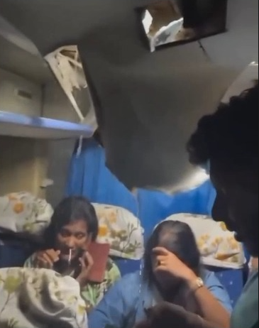 Imagem - Pedra atinge ônibus em movimento e fere duas pessoas no Sri Lanka