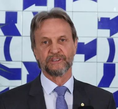 Imagem - Líder do PT cobra oposição para assinar CPMI contra Flávio Bolsonaro e apoia investigação sobre Lulinha