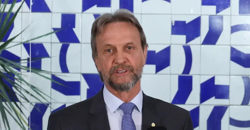 Pedro Uczai afirma que partido orientou parlamentares a apoiar pedido sobre o filho de Lula.
