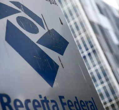 Imagem - Receita bate recorde de restituições e injeta R$ 41 bi na economia