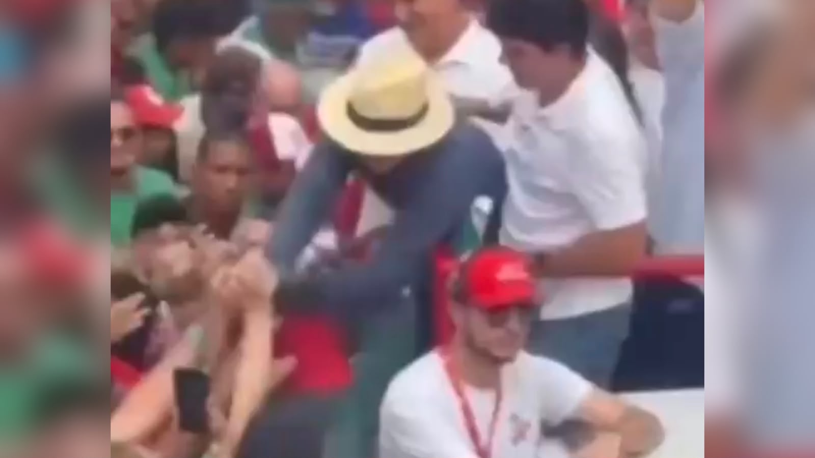 Acessórios do presidente foram levados durante ato político realizado na divisa entre Juazeiro (BA) e Petrolina (PE); episódio repercutiu nas redes sociais e virou alvo de críticas e ironias da oposição.