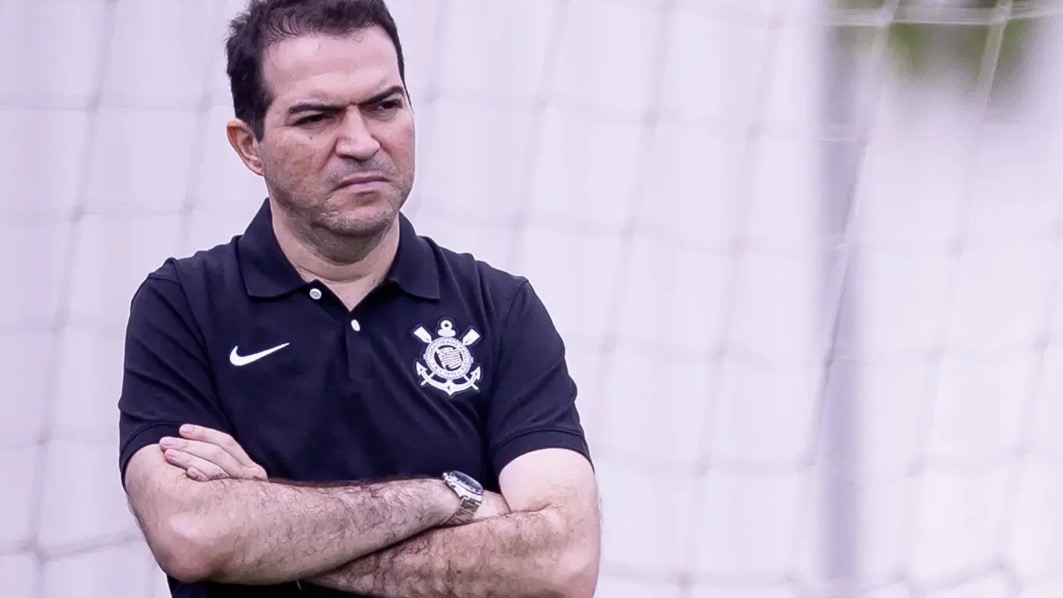 Marcelo Paz é executivo de futebol no Corinthians há quase dez meses