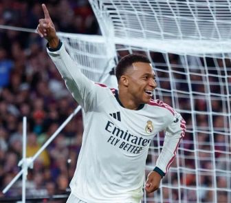 Imagem - Com dois gols de Mbappé, Real Madrid vence o Barcelona por 2 a 1 no Camp Nou